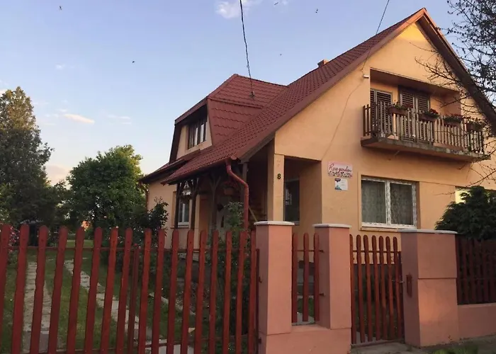 Rose Garden שיופוק